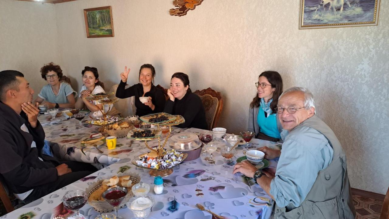 Bagysh Kyzart Guesthouse מראה חיצוני תמונה